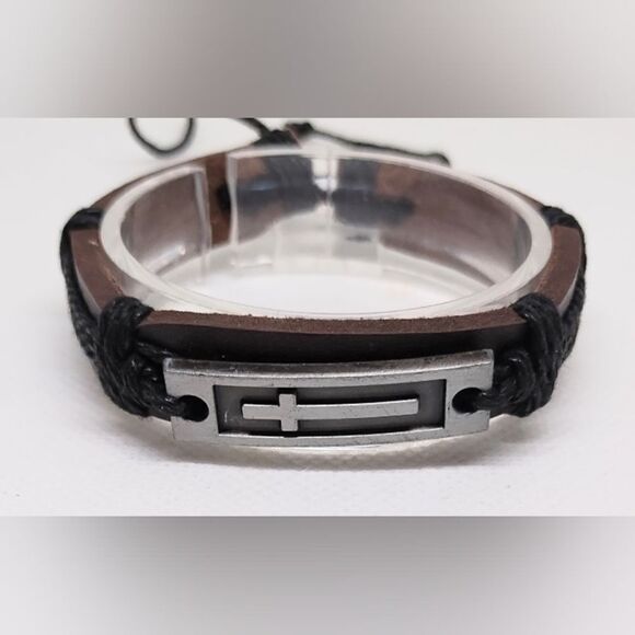 Men's bracelet leather cross New e65 - Picture 1 of 1